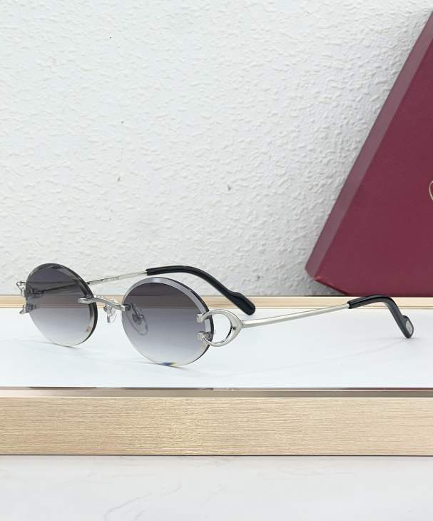 Picture of Cartier Sunglasses _SKUfw80274755fw